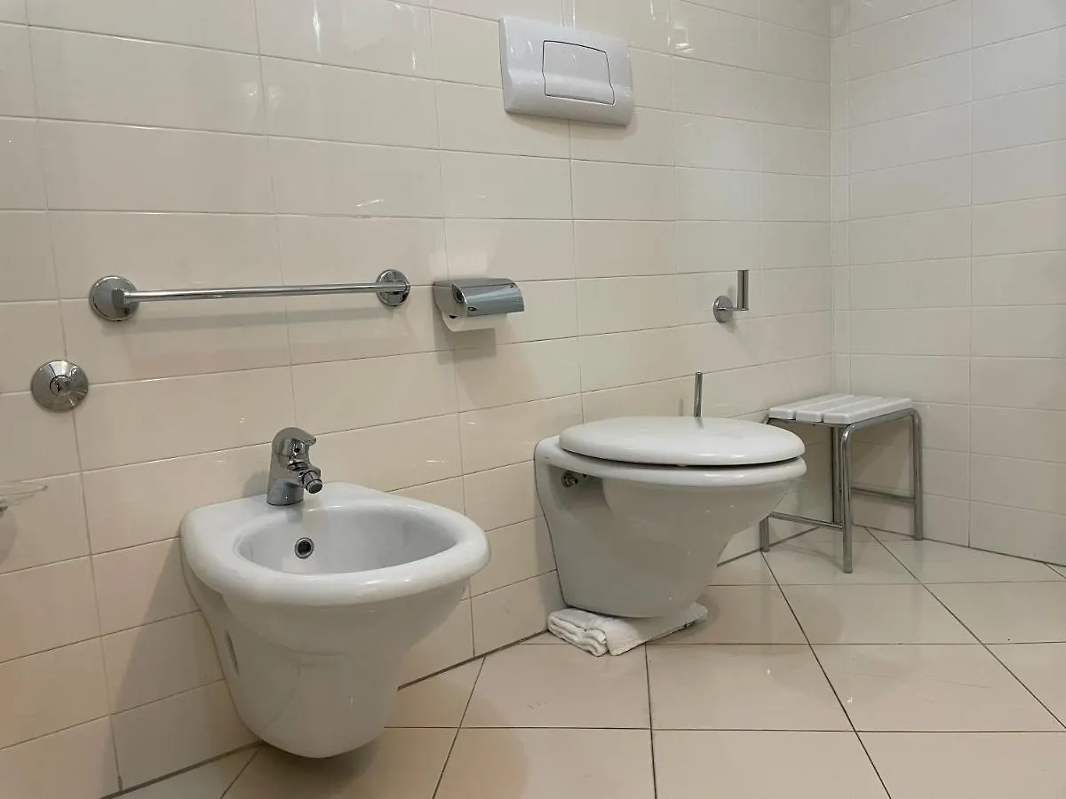 City Hall Katanya 3*,  İtalya