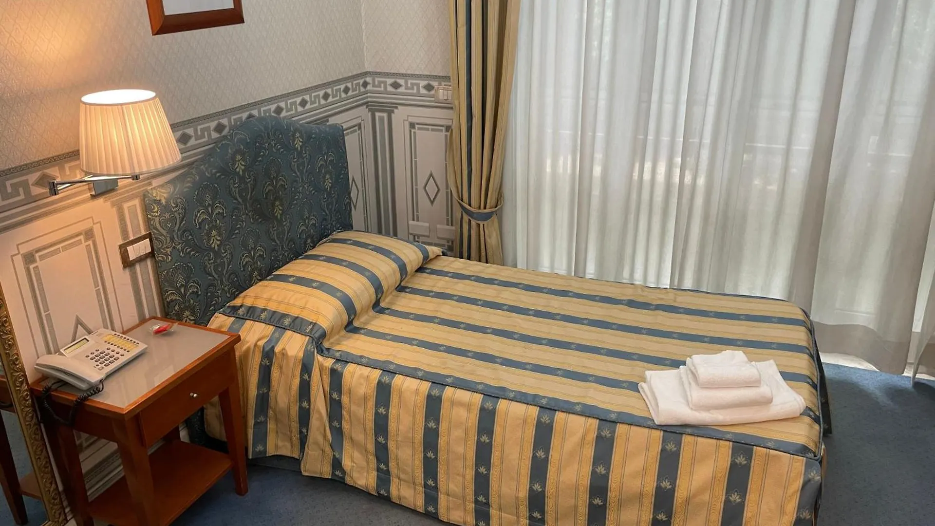 Pensionat City Hall Catania